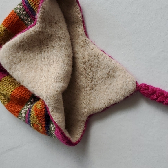 Peruvian Alpaca Knit Hat - Picture 3 of 8